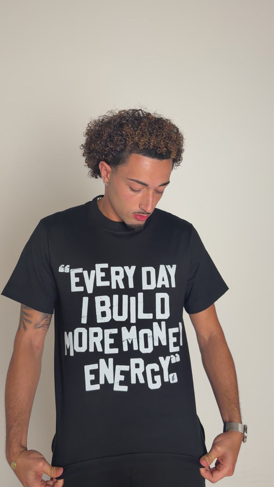 EVERYDAY BLACK TEE